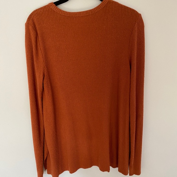 Urban Outfitters Burnt Orange Long Sleeve - Picture 2 of 4